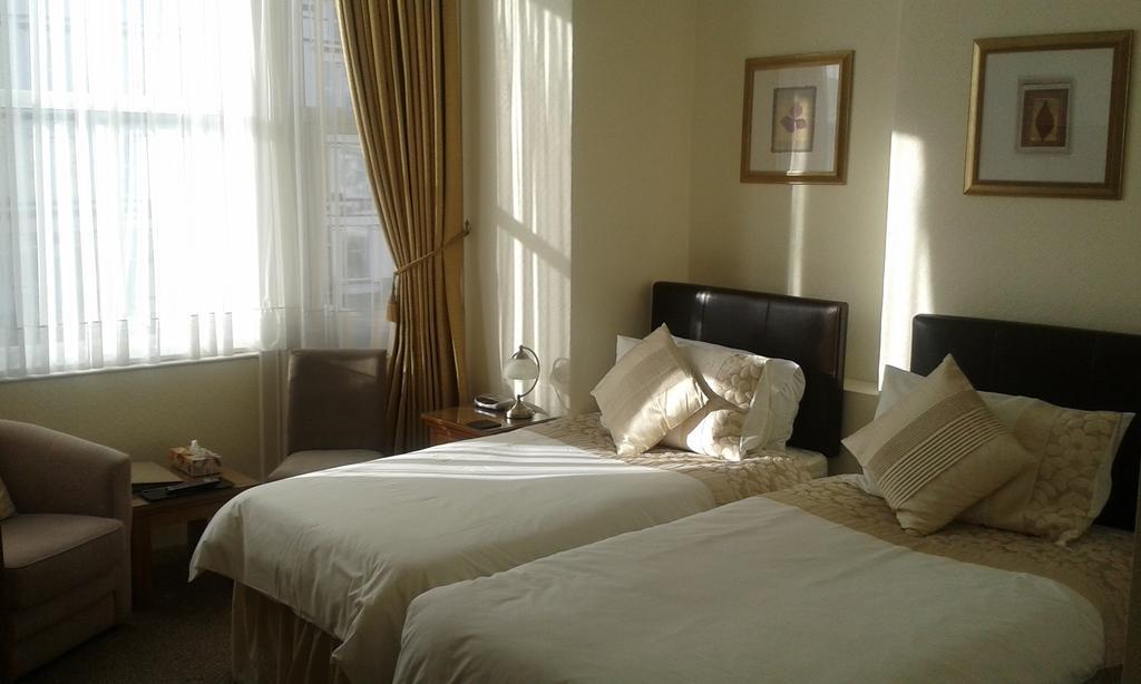 Cedar Lodge Лландидно Номер фото